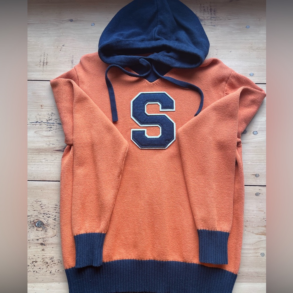 Varsity club Syracuse hooded knit sweater
